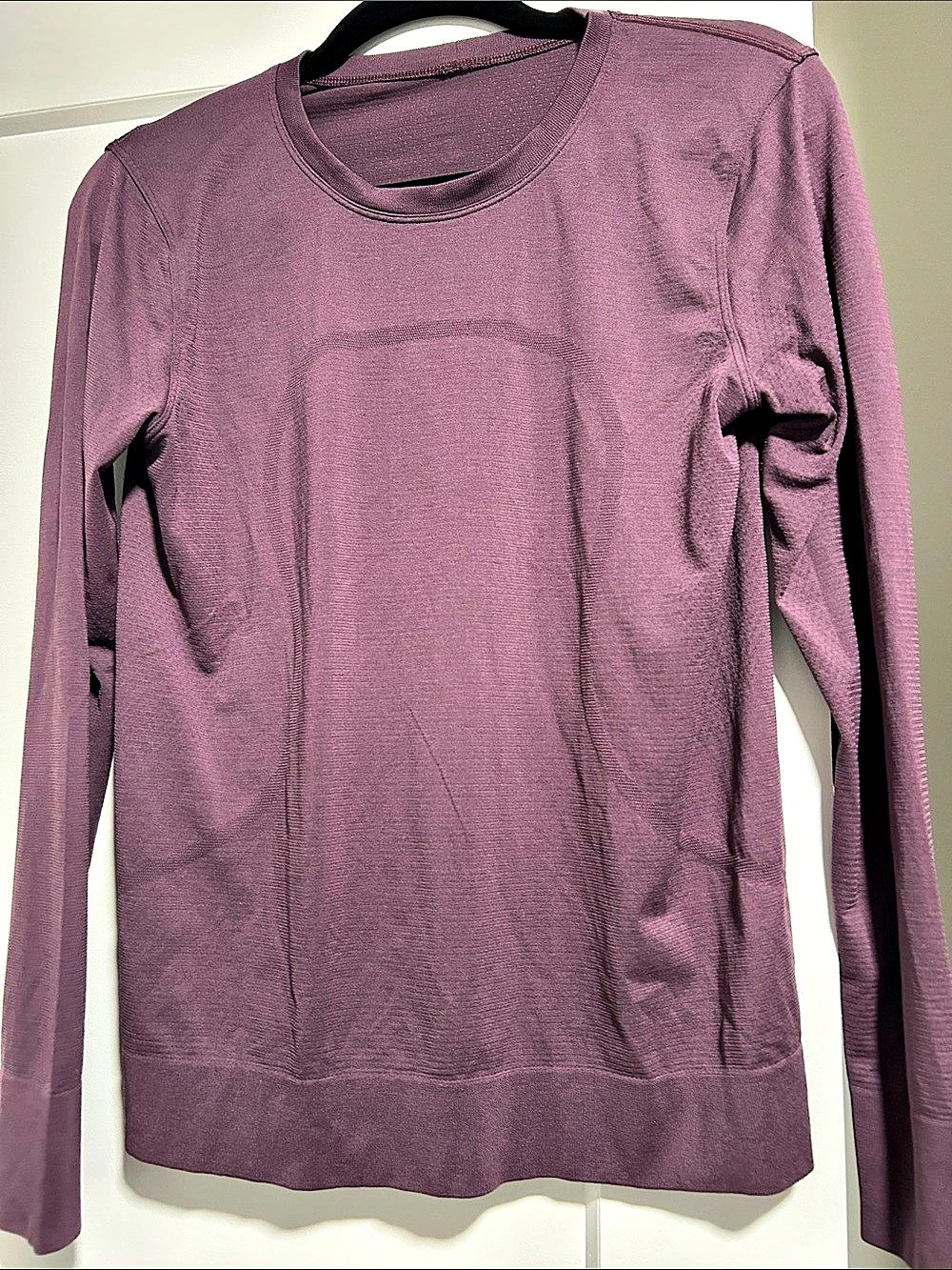 Lululemon Swiftly Tech Long-Sleeve Shirt 2.0 Purple